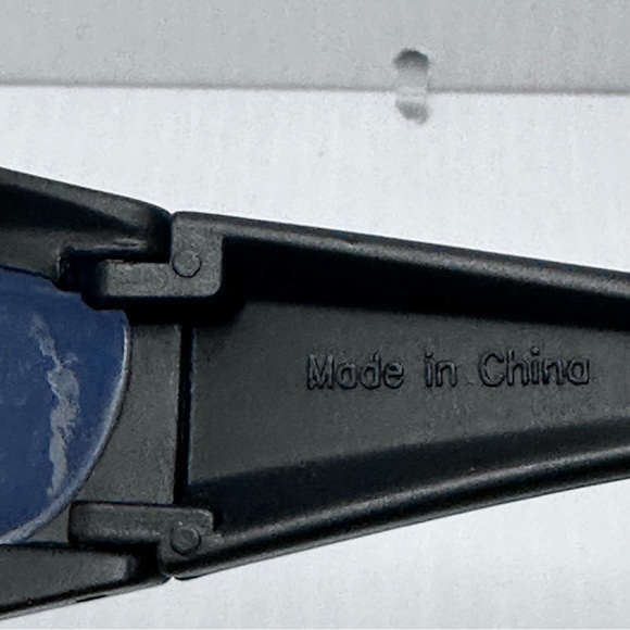 Bell + Howell Flip Up Sunglasses Polarized Fit Over Rx Glasses No Glare EUC - Picture 7 of 7